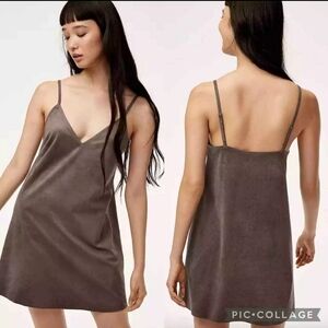 Aritzia Wilfred Free Grey Faux Suede V Neck Shift Dress size M